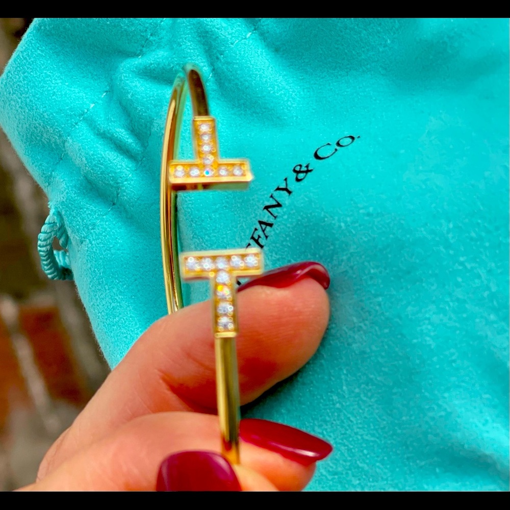 Tiffany & Co T Diamond Wire Bracelet 18K gold